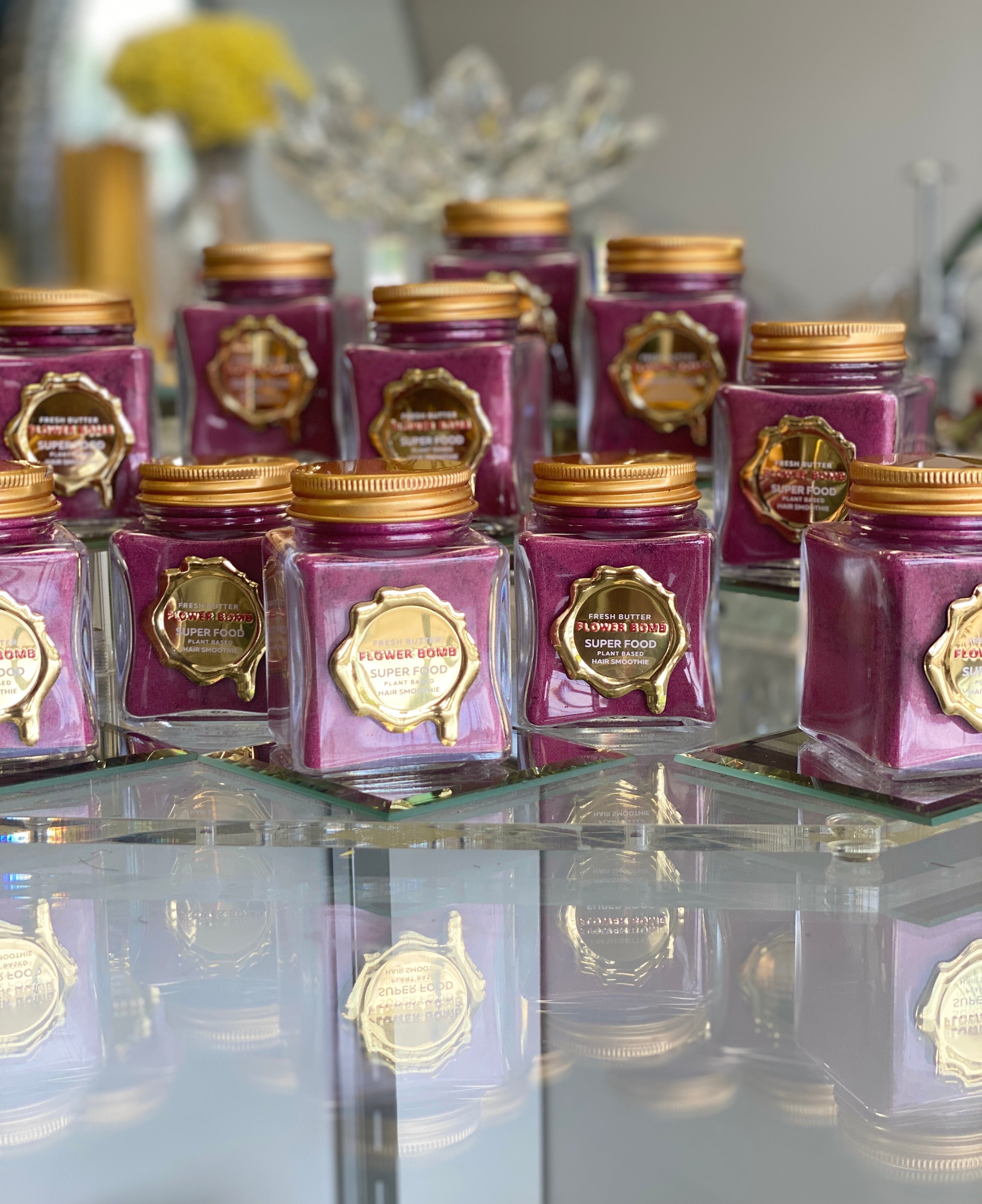 FLOWER BOMB SUPERFOOD HAIR SMOOTHIE TREATMENT