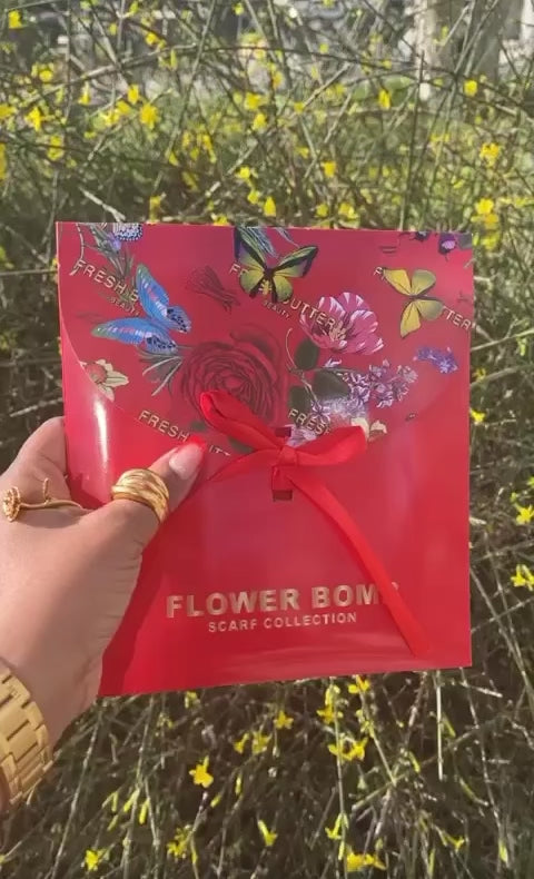 RED AUGUST Large Satin Scarf